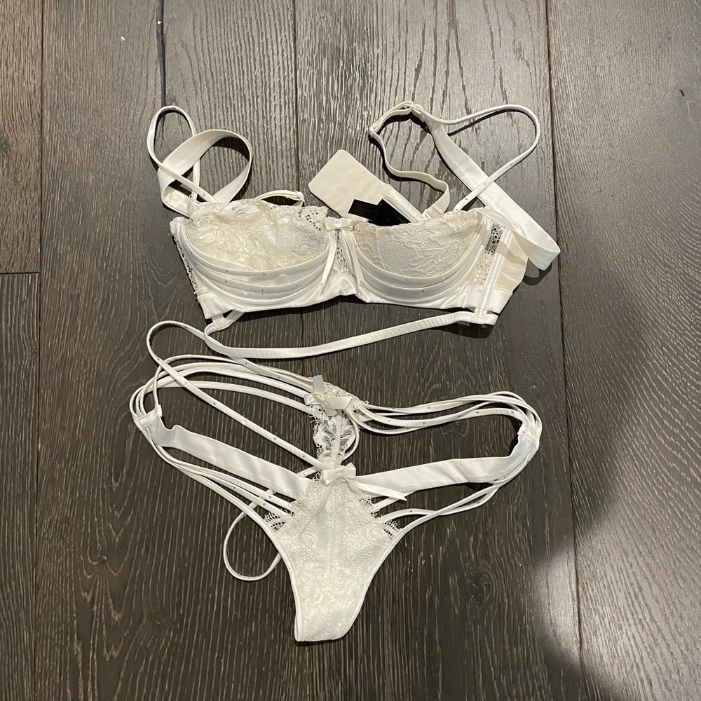 Honey birdette pearl white set